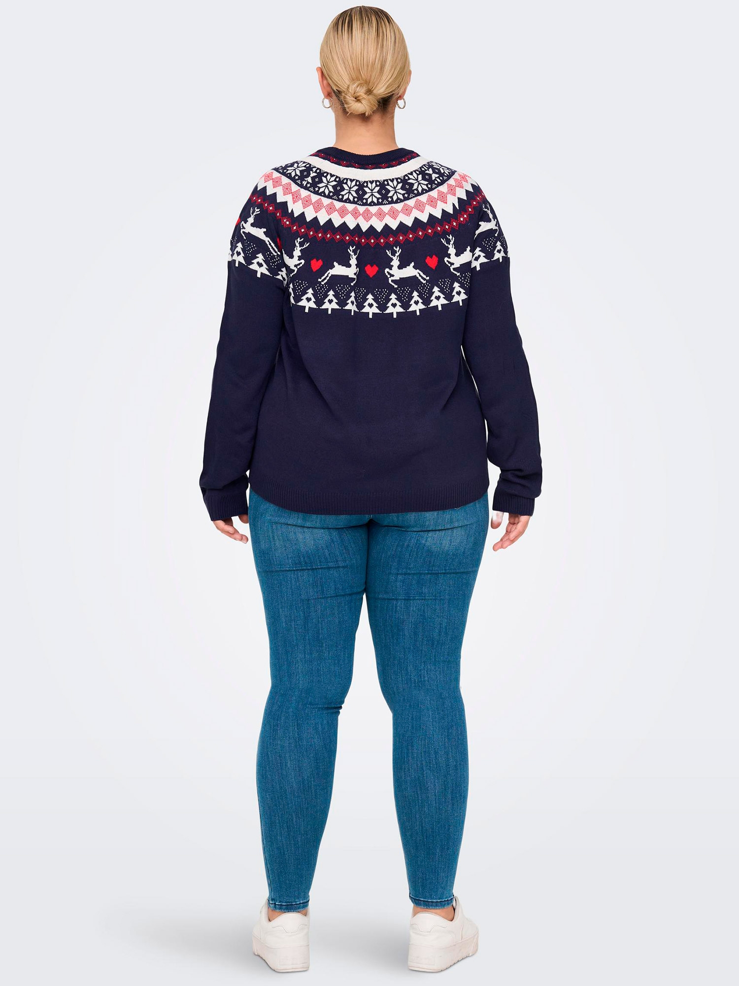 Car SNOW - blå strikket genser med fint jule mønster fra Only Carmakoma
