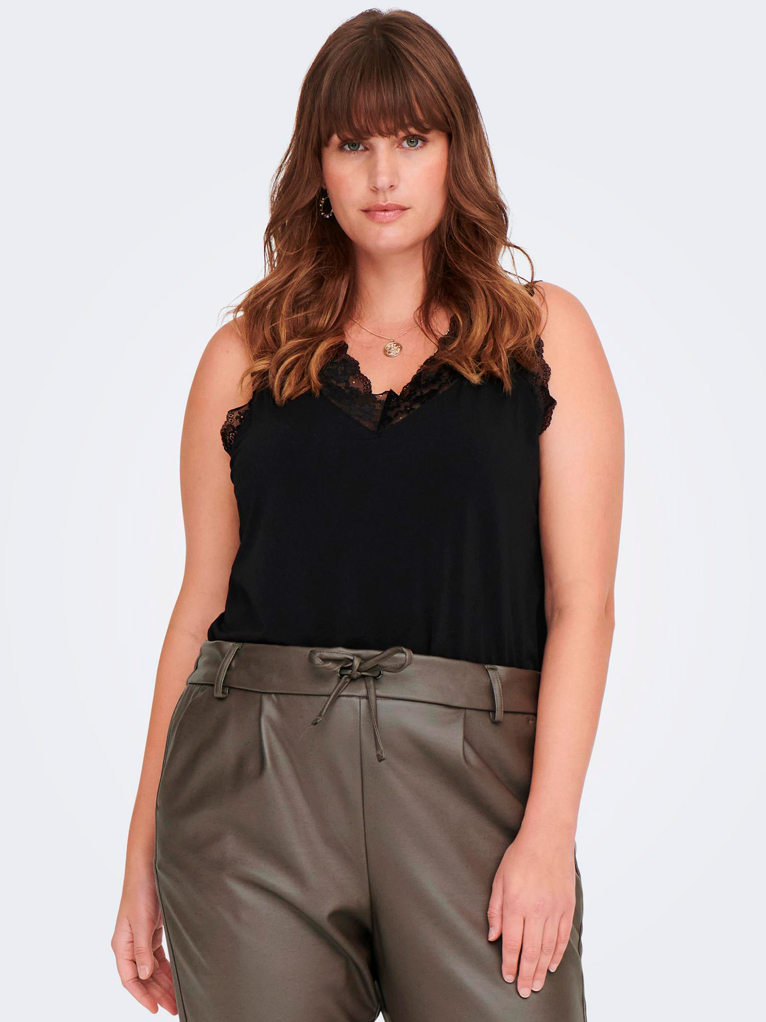 BENNEDIKTE  - Plus Size Topp fra Only Carmakoma