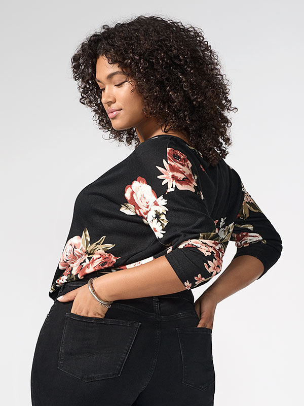 Only Carmakoma ALBA - Svart bluse med blomsterprint