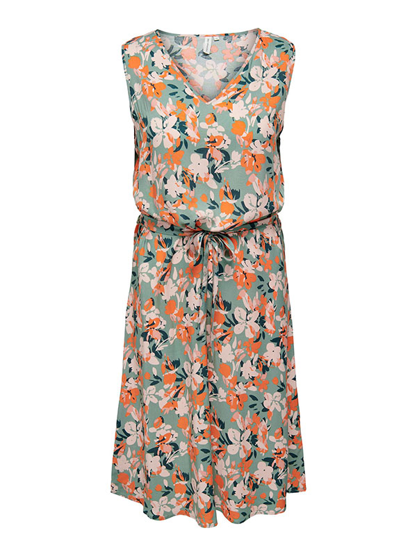 NOVA - Grønn kjole med oransje blomster fra Only Carmakoma