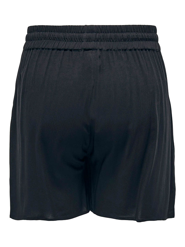 NOVA - Svarte shorts i lett kvalitet fra Only Carmakoma