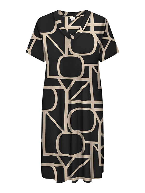 CARFYRLA - Plus Size Kjole fra Only Carmakoma