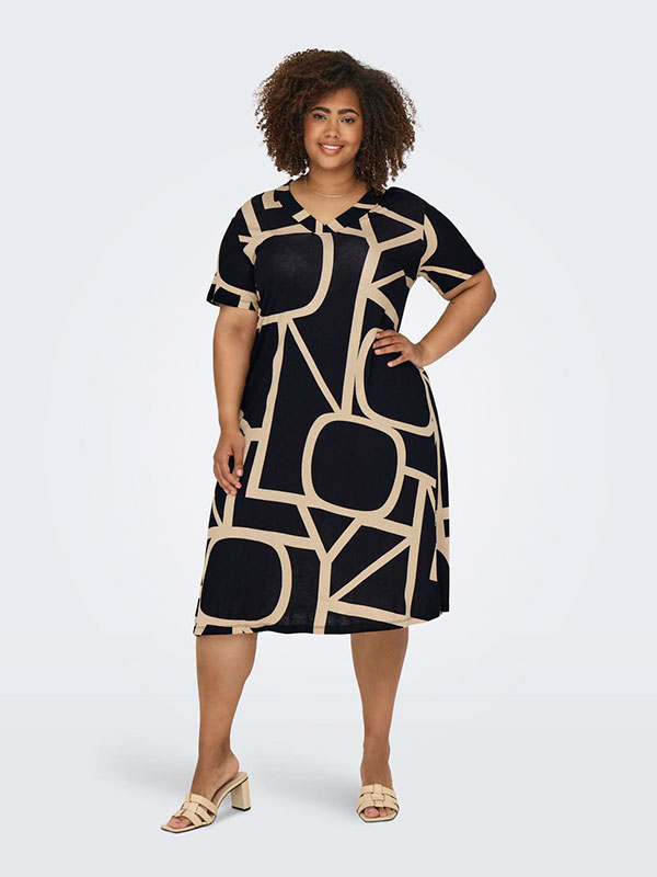 CARFYRLA - Plus Size Kjole fra Only Carmakoma