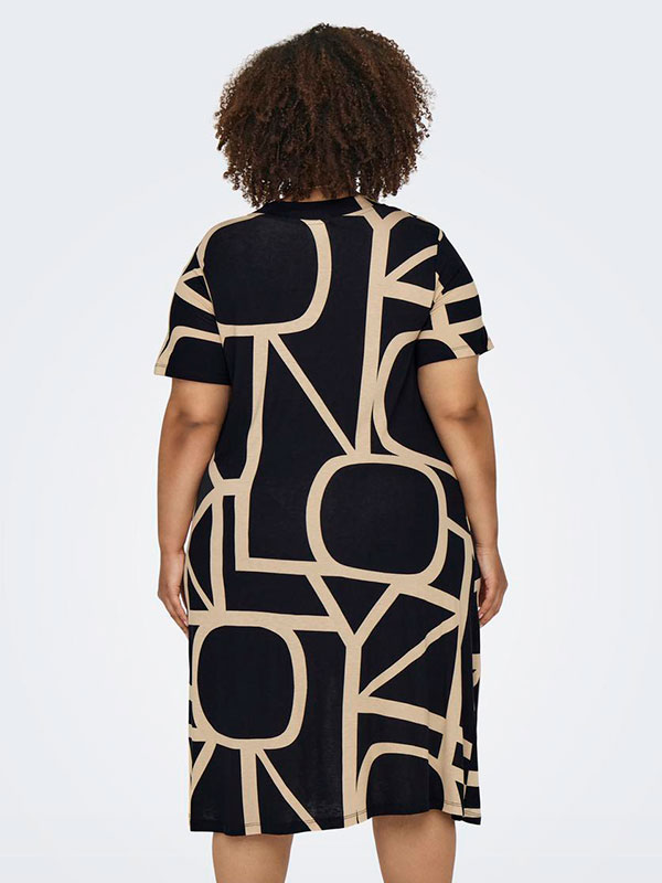 CARFYRLA - Plus Size Kjole fra Only Carmakoma