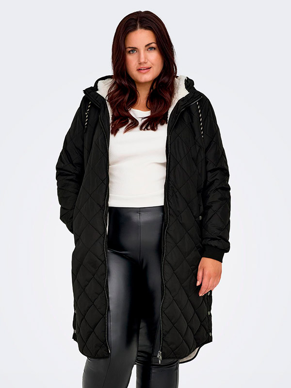 CARNEWSANDY - Plus Size Jakke fra Only Carmakoma