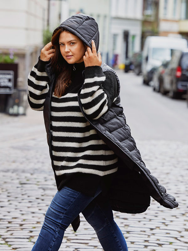 MELODY  - Plus Size Vest fra Only Carmakoma
