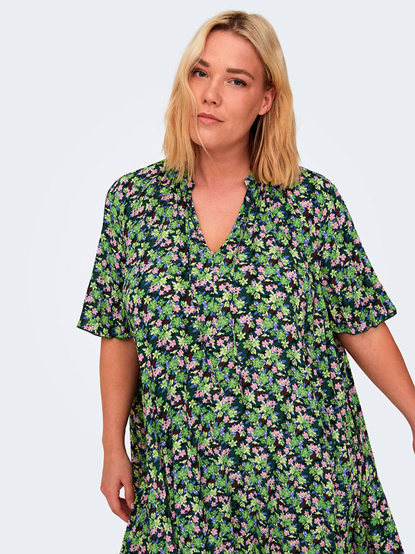 GREENIE  - Plus Size Kjole fra Only Carmakoma