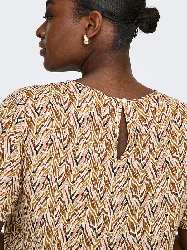 CARNOVA - Plus Size Bluse fra Only Carmakoma