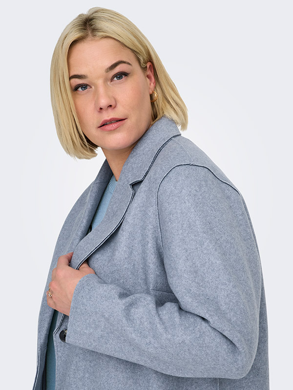 CARCARRIE - Plus Size Frakk fra Only Carmakoma