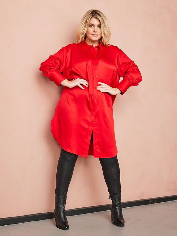 CARDARLENE - Plus Size Kjole fra Only Carmakoma