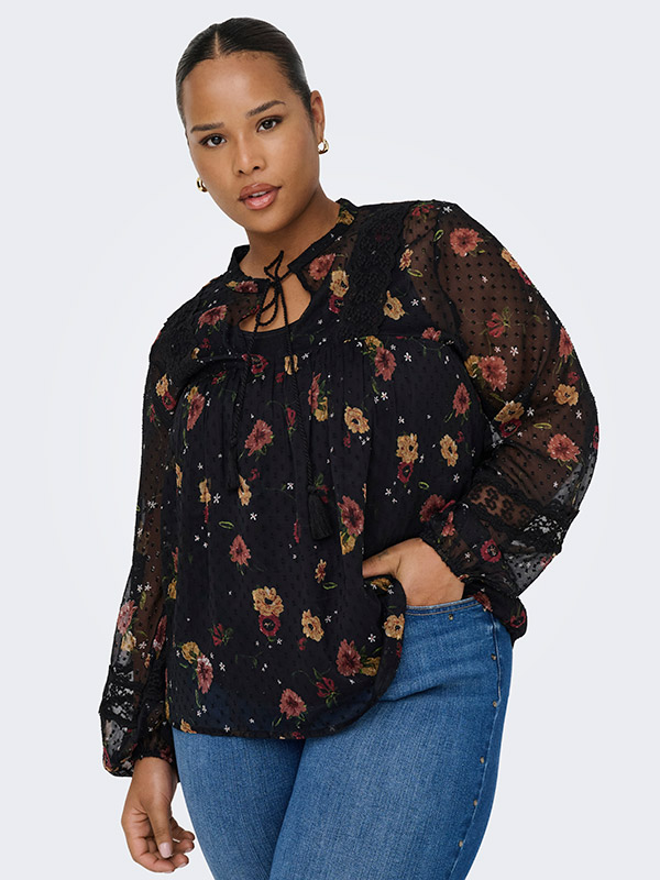 CARTESSA - Plus Size Bluse fra Only Carmakoma
