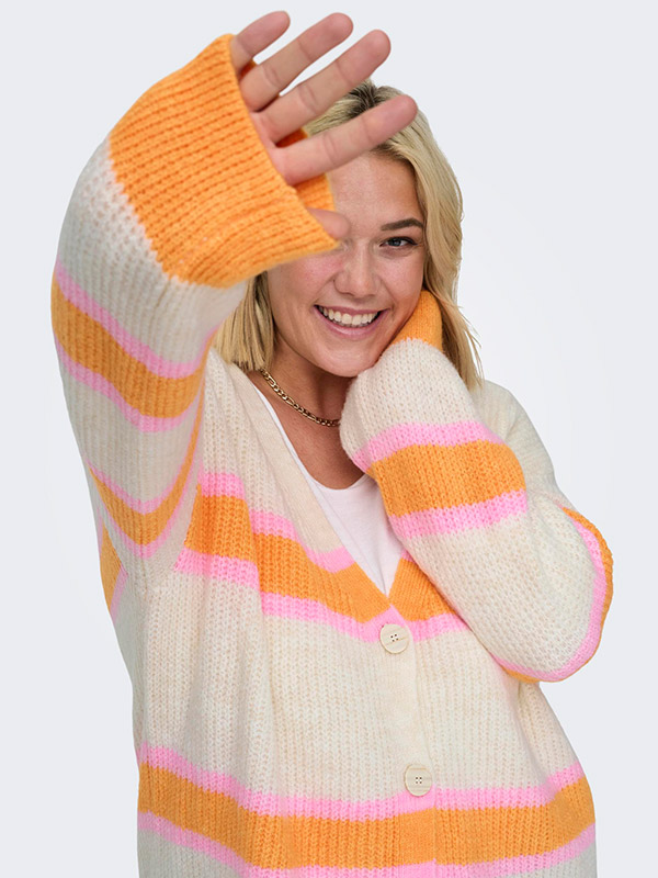 CARETHEL - Plus Size Cardigan fra Only Carmakoma