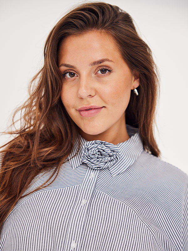 CARNONNA - Plus Size Skjorte fra Only Carmakoma