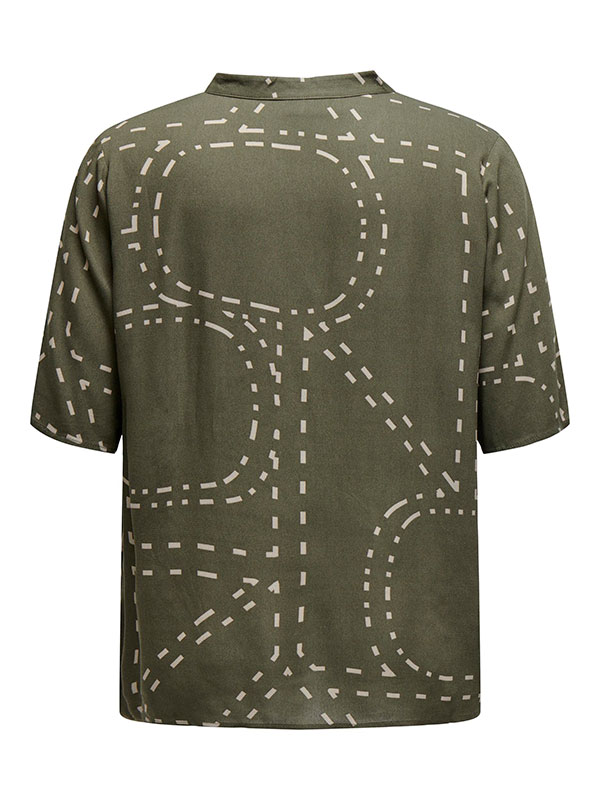 CARPHOEBE - Plus Size Bluse fra Only Carmakoma