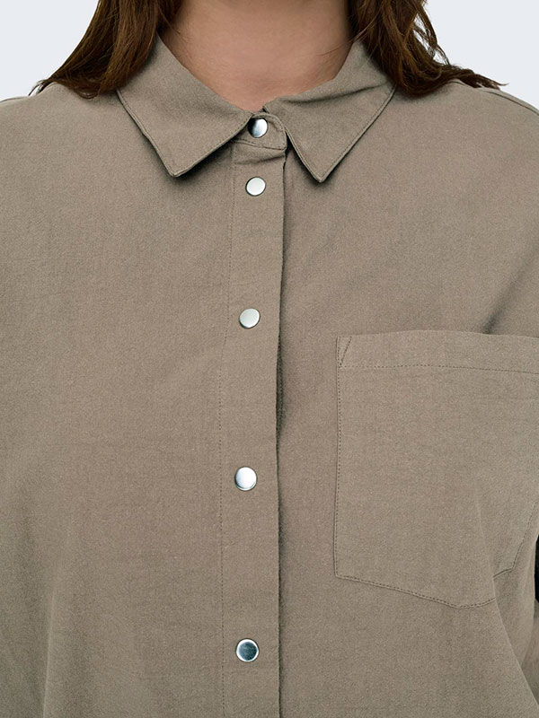 CARHARLOW - Plus Size Skjorte fra Only Carmakoma