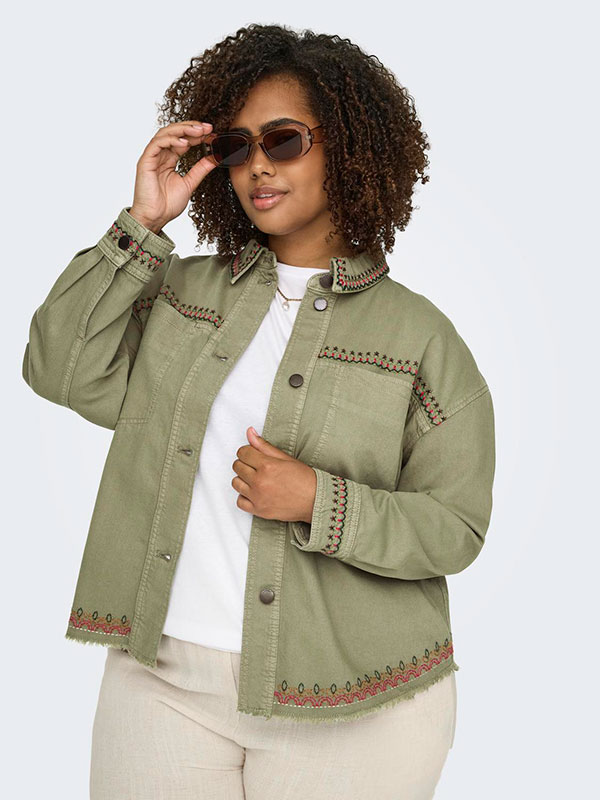 CARPRIME - Plus Size Jakke fra Only Carmakoma