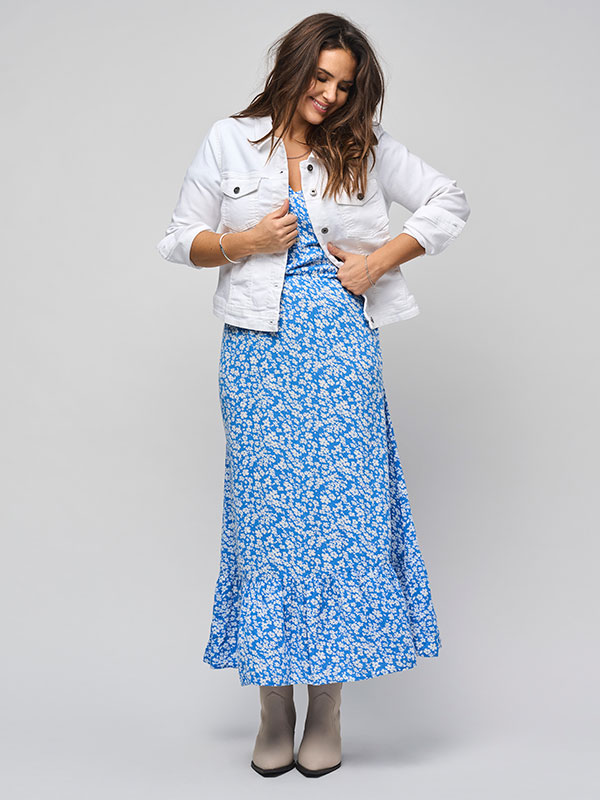 CARCHIANTI - Plus Size Kjole fra Only Carmakoma