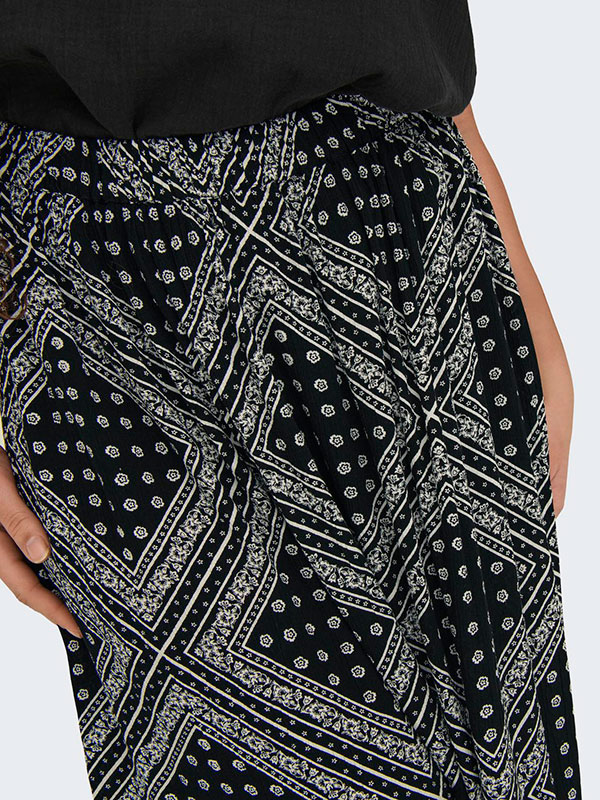 CARCHERRY - Plus Size Skjørt fra Only Carmakoma