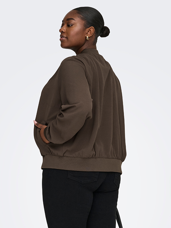 CARLUX - Plus Size Jakke fra Only Carmakoma