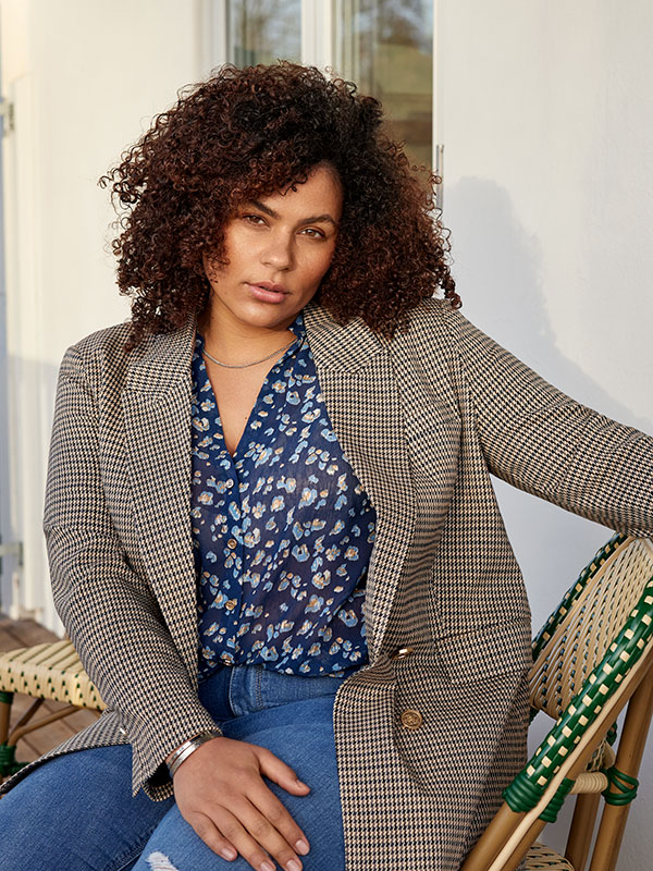 CARLETTIE - Plus Size Blazer fra Only Carmakoma