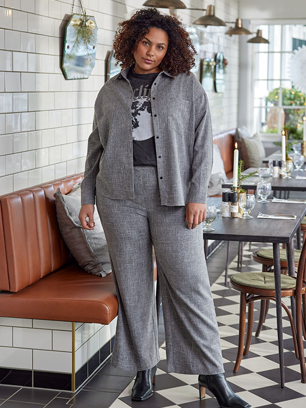 CARMIKO - Plus Size T-shirt fra Only Carmakoma