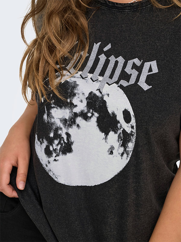 CARMIKO - Plus Size T-shirt fra Only Carmakoma