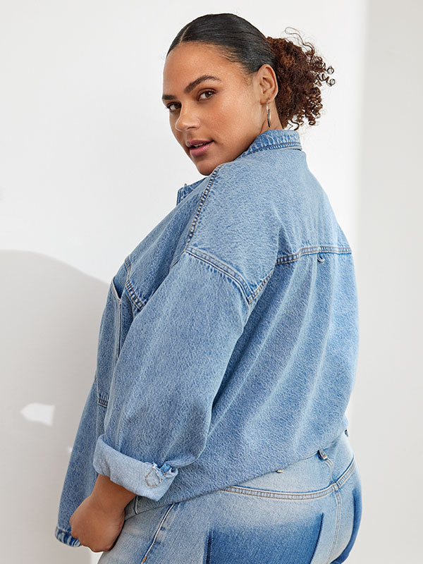 CAREMMIE - Plus Size Skjorte fra Only Carmakoma