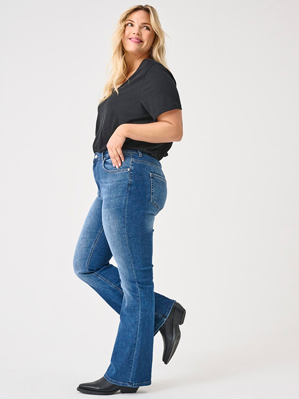 CARWILLY - Plus Size Jeans fra Only Carmakoma