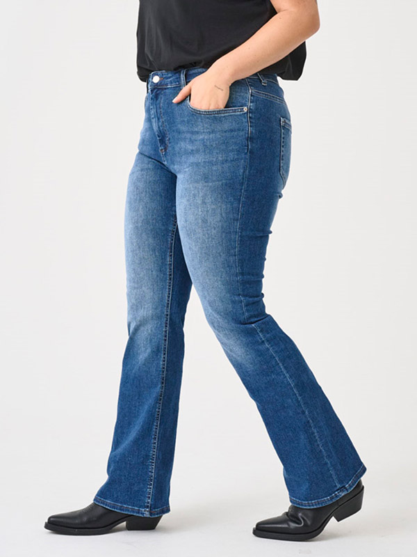 CARWILLY - Plus Size Jeans fra Only Carmakoma