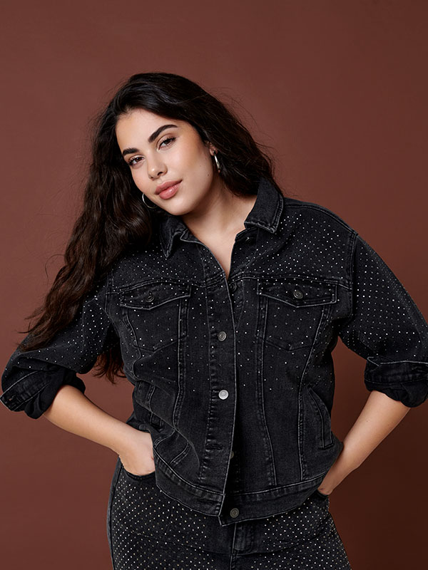 CARJAGGER - Plus Size Jakke fra Only Carmakoma