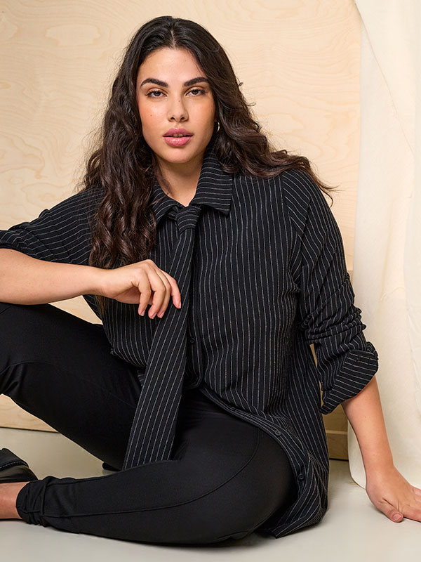 CARLISA - Plus Size Skjorte fra Only Carmakoma