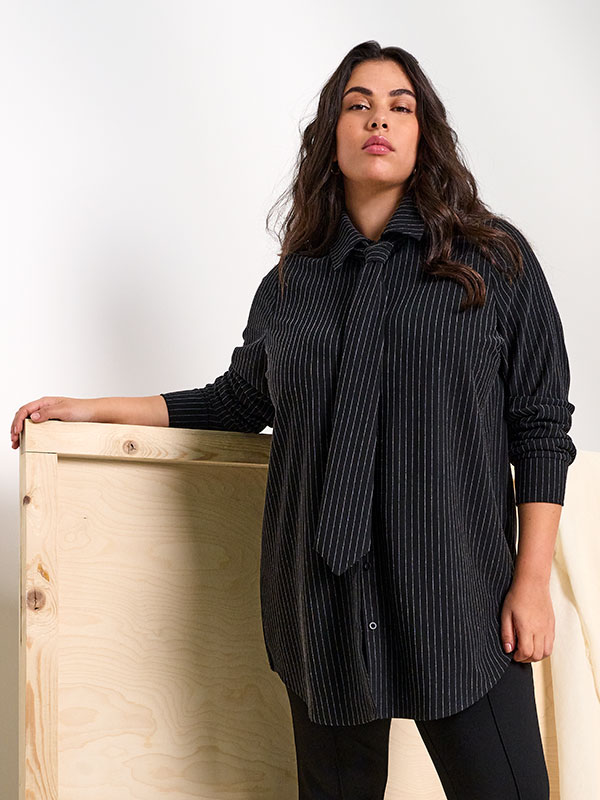 CARLISA - Plus Size Skjorte fra Only Carmakoma