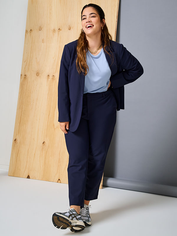 CARTRAVEL - Plus Size Blazer fra Only Carmakoma