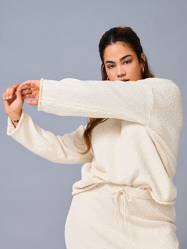 CARALVILDA - Plus Size Genser fra Only Carmakoma
