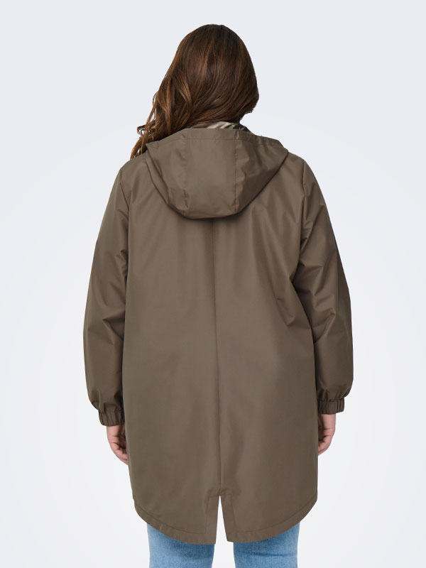 CARFRY - Plus Size Jakke fra Only Carmakoma