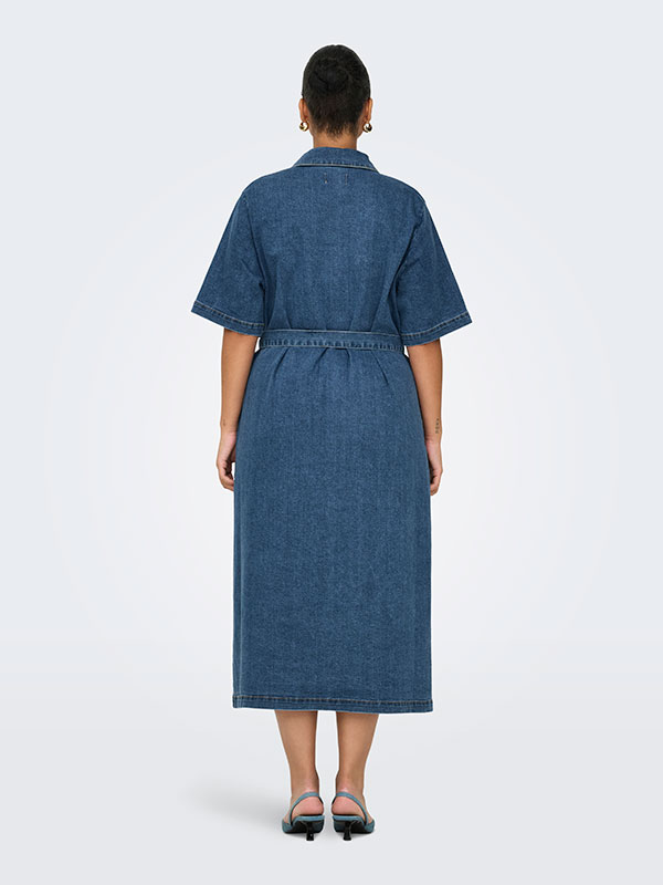 CARLANA - Plus Size Kjole fra Only Carmakoma