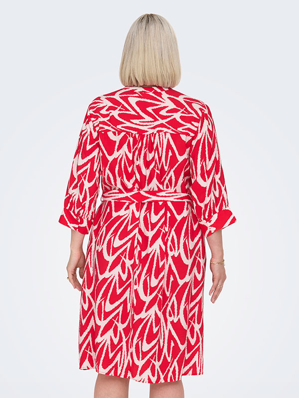 CAROLIVERA - Plus Size Kjole fra Only Carmakoma