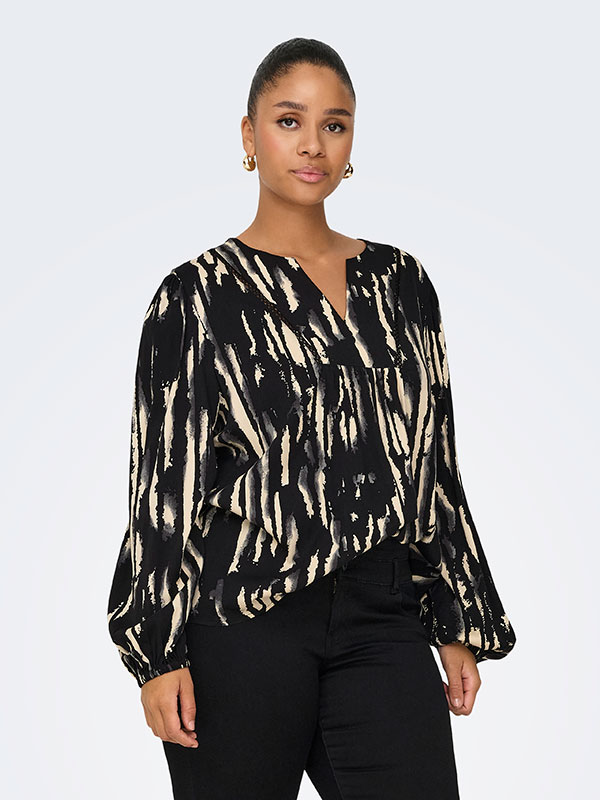 CARMIKAELA - Plus Size Bluse fra Only Carmakoma