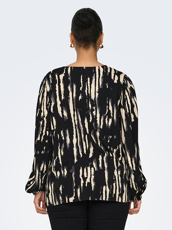 CARMIKAELA - Plus Size Bluse fra Only Carmakoma