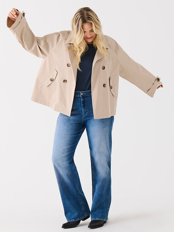 CARAPRIL - Plus Size Jakke fra Only Carmakoma