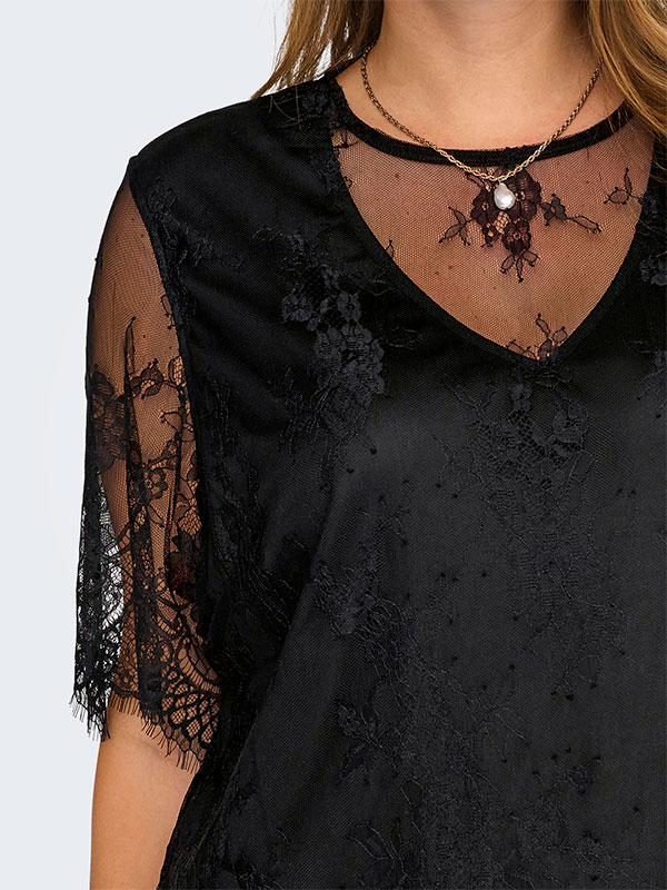 CAREVERLYN - Plus Size Bluse fra Only Carmakoma