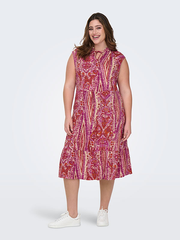 CARNOVA - Plus Size Kjole fra Only Carmakoma