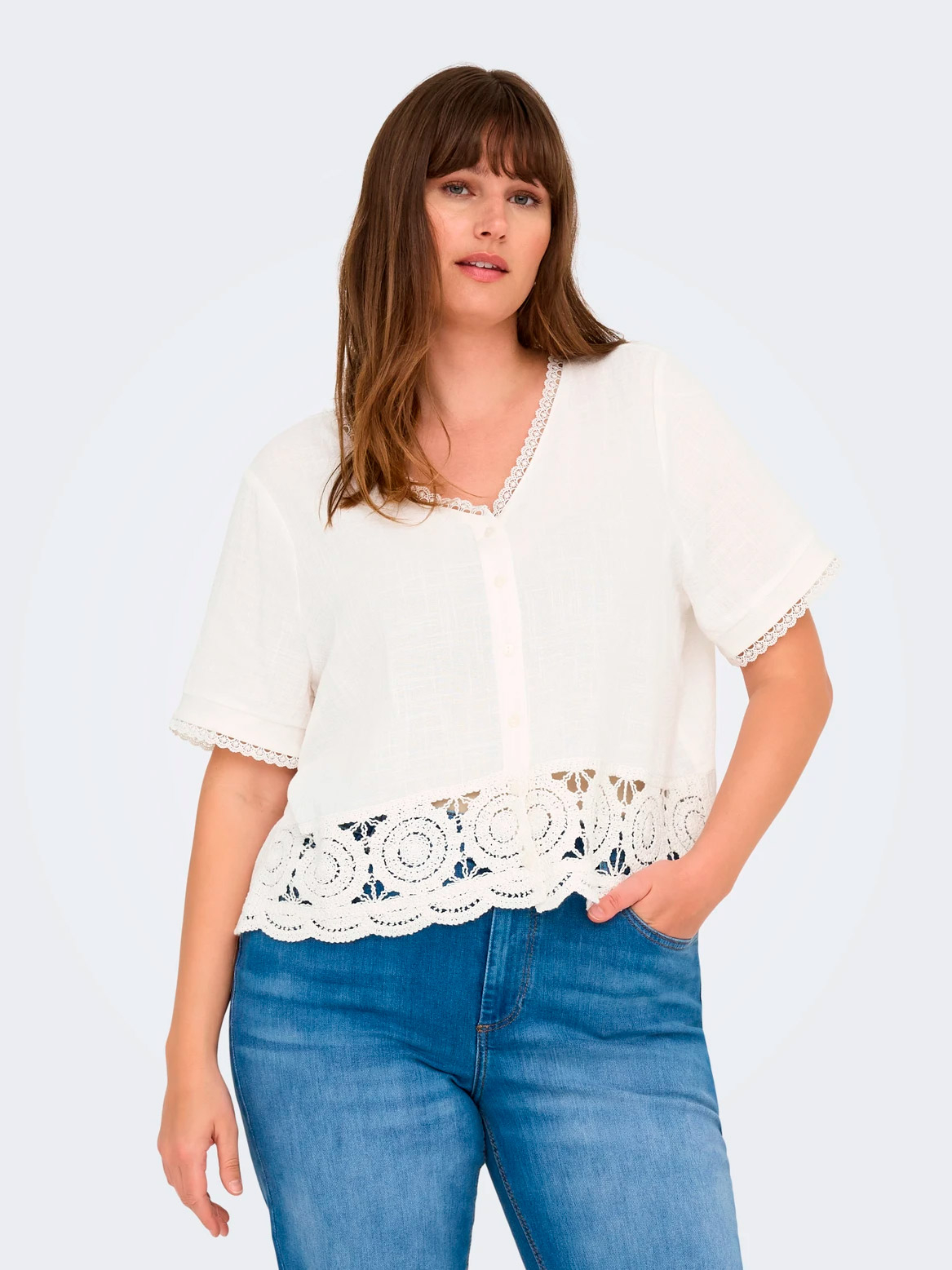 CARNADIA - Plus Size Bluse fra Only Carmakoma