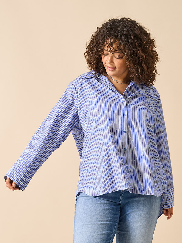CAROREGON - Plus Size Skjorte fra Only Carmakoma
