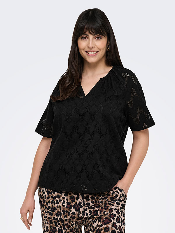 CARCLEANOR - Plus Size Bluse fra Only Carmakoma