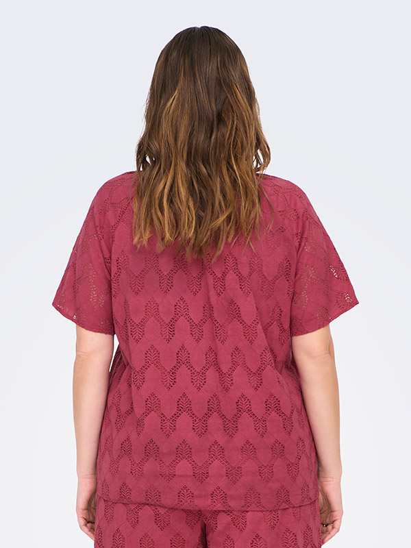 CARCLEANOR - Plus Size Bluse fra Only Carmakoma