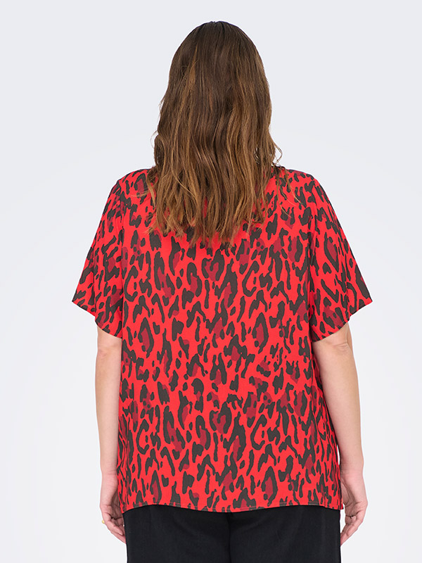 CARHARMONY - Plus Size Bluse fra Only Carmakoma