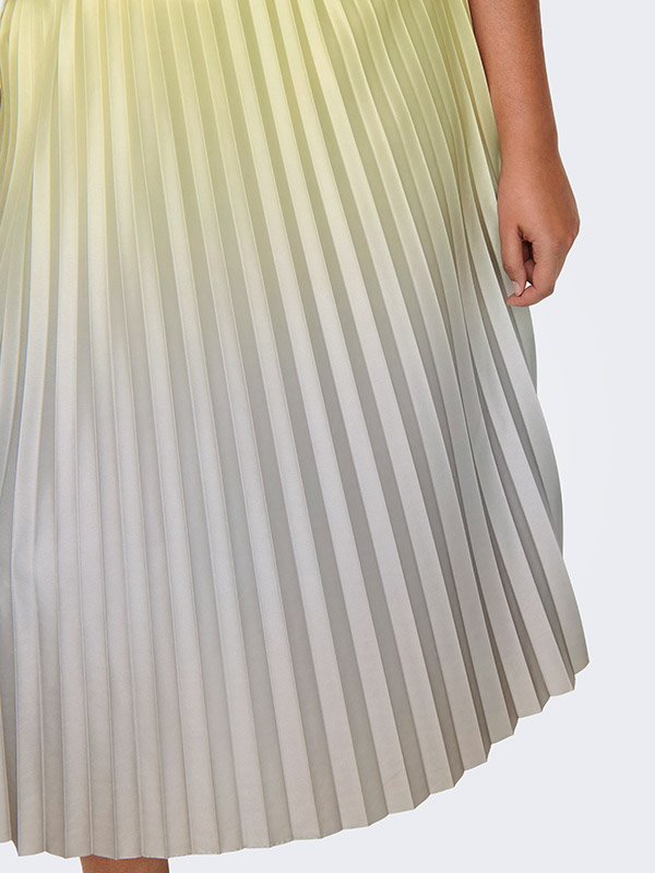 CARPETAL - Plus Size Skjørt fra Only Carmakoma