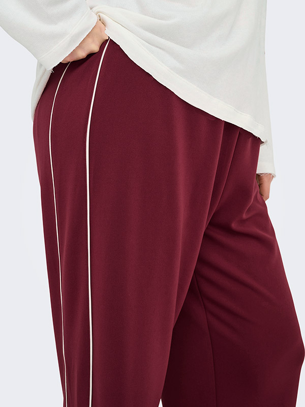 CARLETT - Plus Size Bukser fra Only Carmakoma