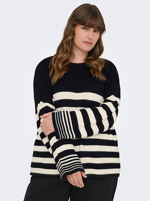 CARKATIA - Plus Size Genser fra Only Carmakoma